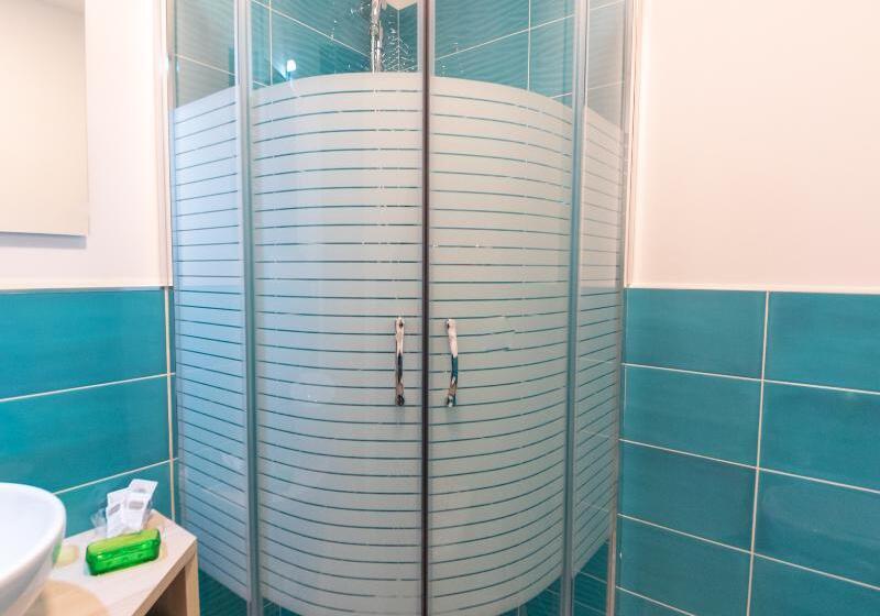 Quarto Estandar para Deficientes Físicos, Holiday Inn Express Little Rock Airport, An Ihg