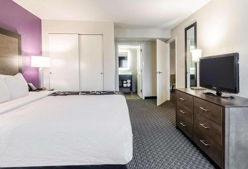 Люкс Deluxe Кровать Кинг, La Quinta By Wyndham Myrtle Beach   N. Kings Hwy