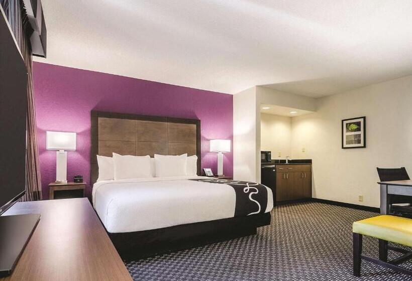 Номер Deluxe Адаптированный для Инвалидов, La Quinta By Wyndham Myrtle Beach   N. Kings Hwy