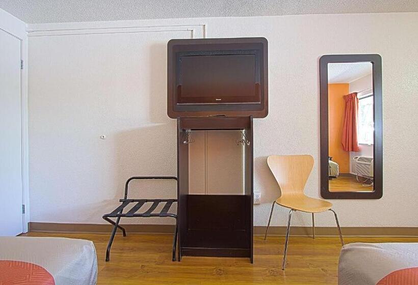 Номер Стандарт, Motel 6 East Brunswick, Nj