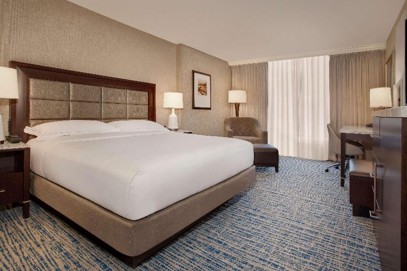 스탠다드 룸 킹사이즈 침대, Hilton Tampa Downtown