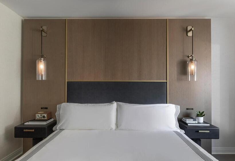اتاق استاندارد با تخت بزرگ, Thompson Central Park New York, By Hyatt