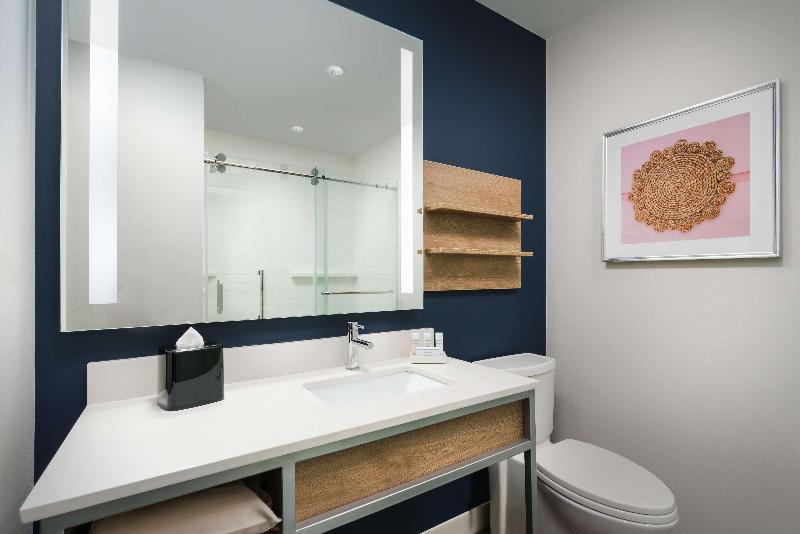 Люкс с Видом, Hilton Garden Inn St. Pete Beach