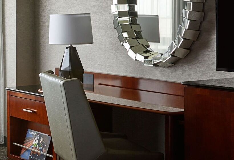 스탠다드 룸 더블 침대 2개, Crystal Gateway Marriott
