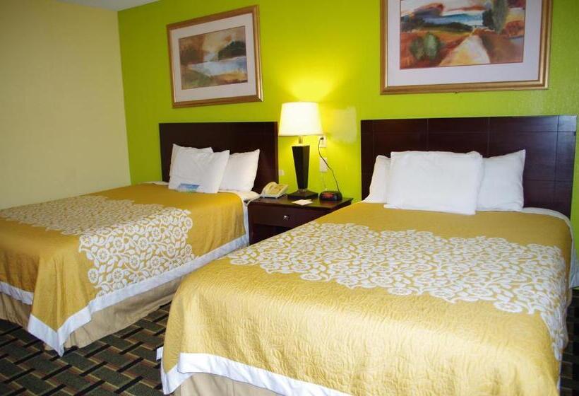 豪华房间, Days Hotel By Wyndham Danville Conference Center