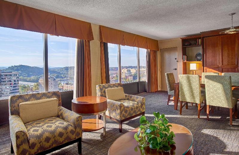 Standard Szoba King Size Bed, Hilton Knoxville