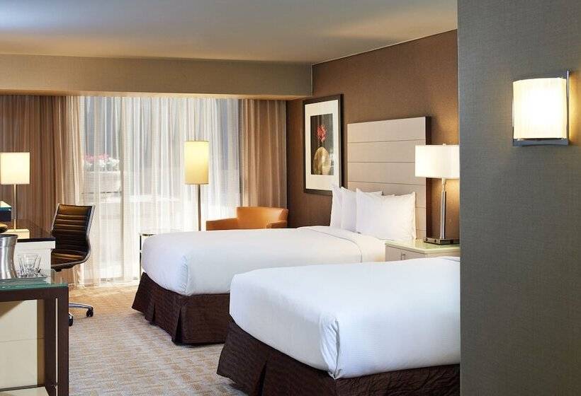 اتاق استاندارد با 2 تخت دوبل, Hilton Los Angeles Airport