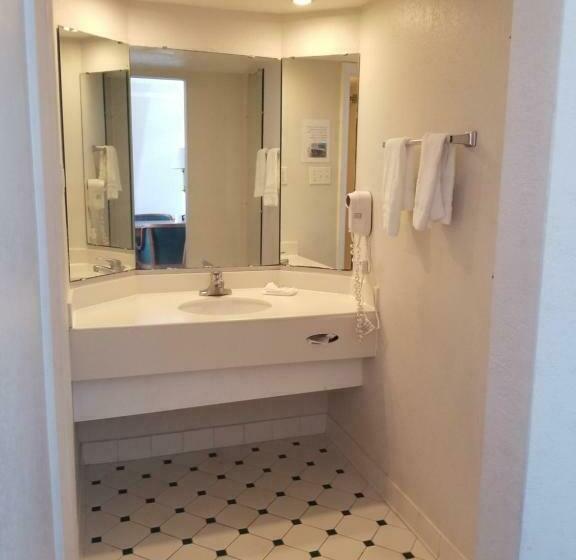 Стандартный Номер Кровать Кинг, Horizon Inn Norcross