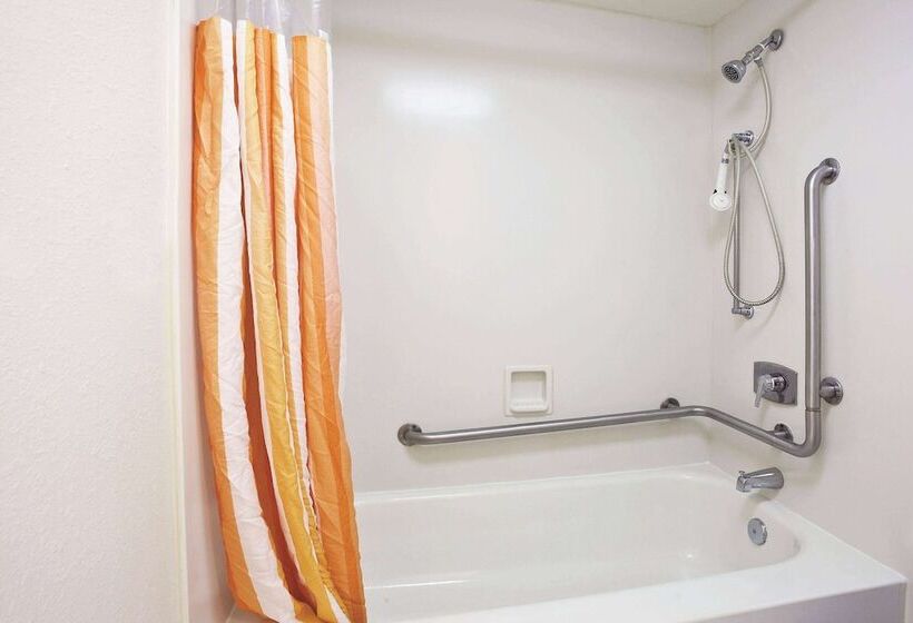 デラックスルーム, Howard Johnson By Wyndham Columbus Fort Moore