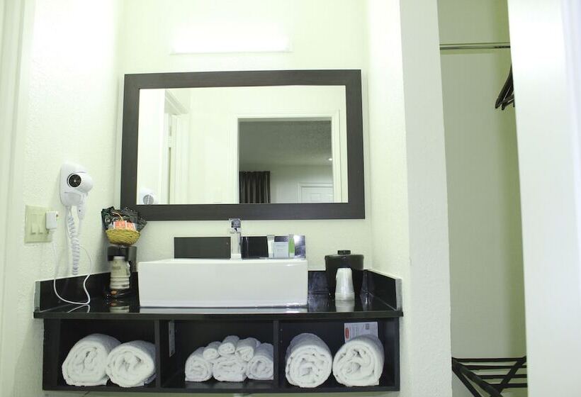 Номер Стандарт 2 Двуспальные Кровати, Stay Express Inn Dallas   Fair Park / Downtown