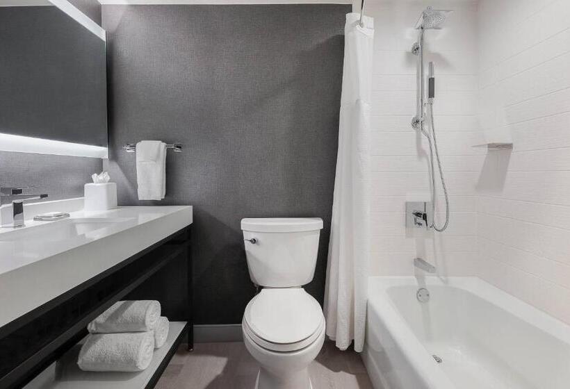 带2个双人床的标准工作室, Marriott Lexington Griffin Gate Golf Resort & Spa