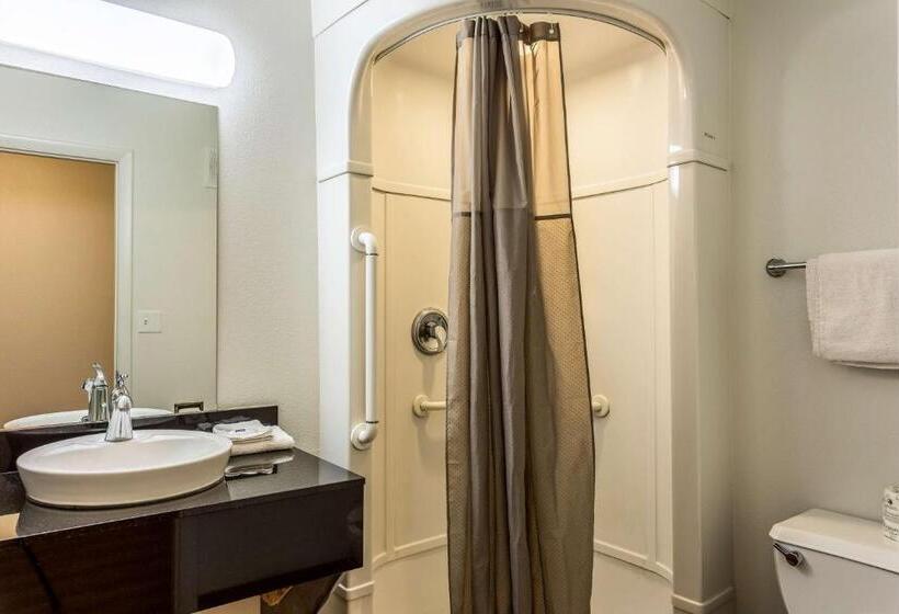 اتاق لوکس چهار تخته, Motel 6 Boise  Airport