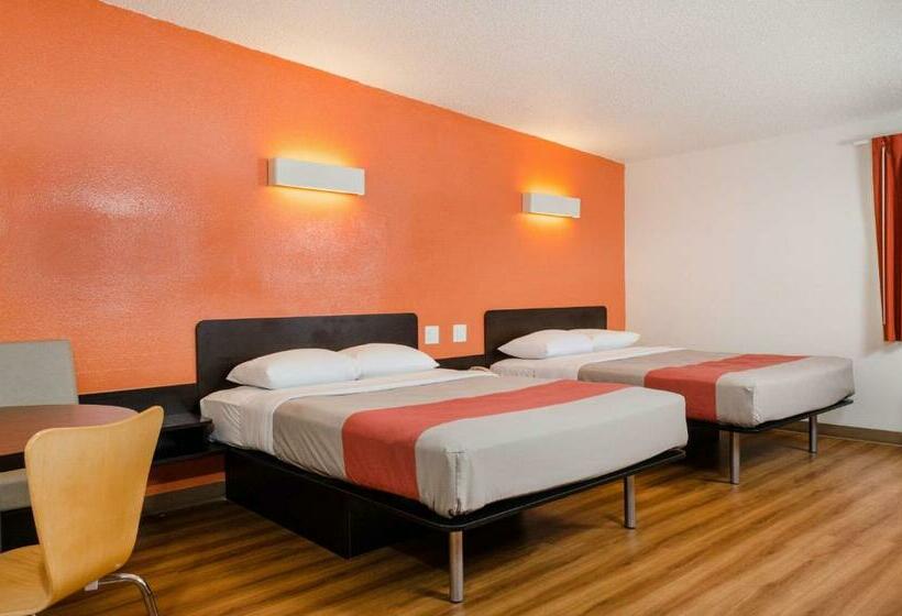 Номер Стандарт, Motel 6merced, Ca