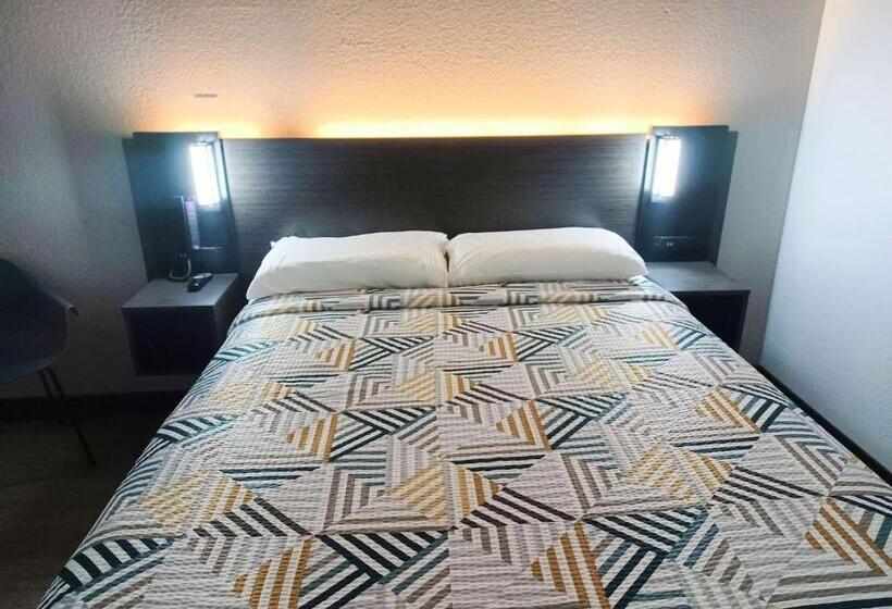 Quarto Estandar, Motel 6fresno, Ca  Blackstone North