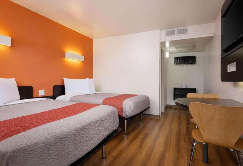 Четырехместный Номер Стандарт, Motel 6 Pismo Beach, Ca