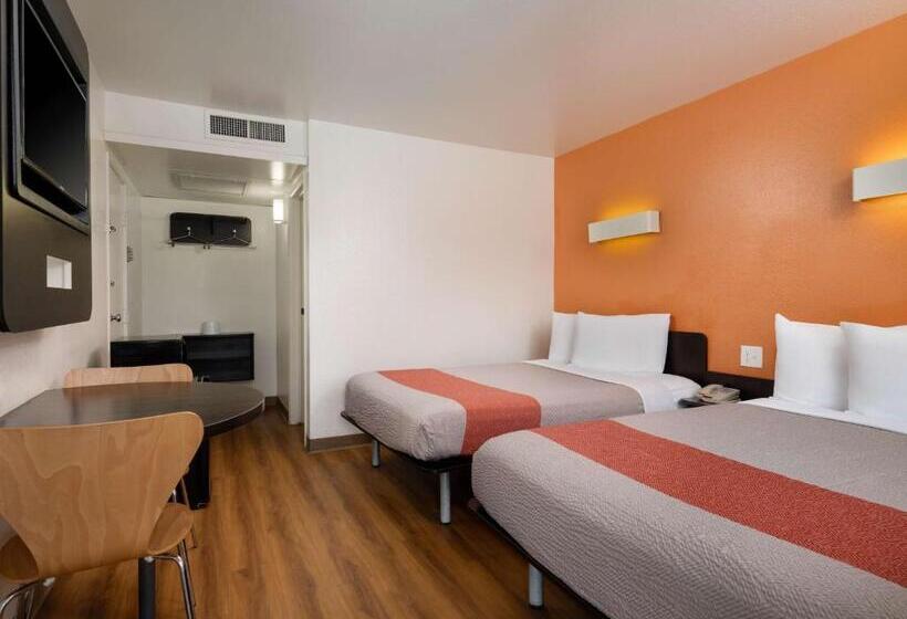 Четырехместный Номер Deluxe, Motel 6 Pismo Beach, Ca