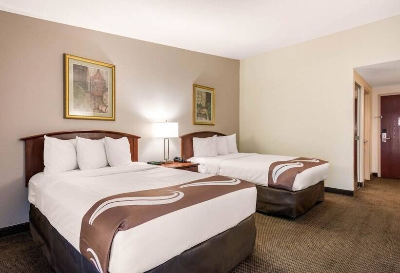 Номер Стандарт 2 Двуспальные Кровати, Quality Inn & Suites Tarpon Springs South