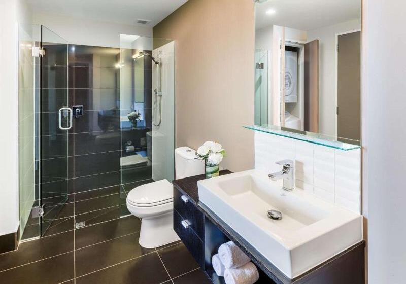 Номер Стандарт Кровать Кинг Адаптированный для Инвалидов, Best Western Los Angeles Worldport