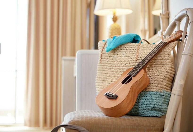 Люкс Боковой Вид на Море, Outrigger Waikiki Paradise