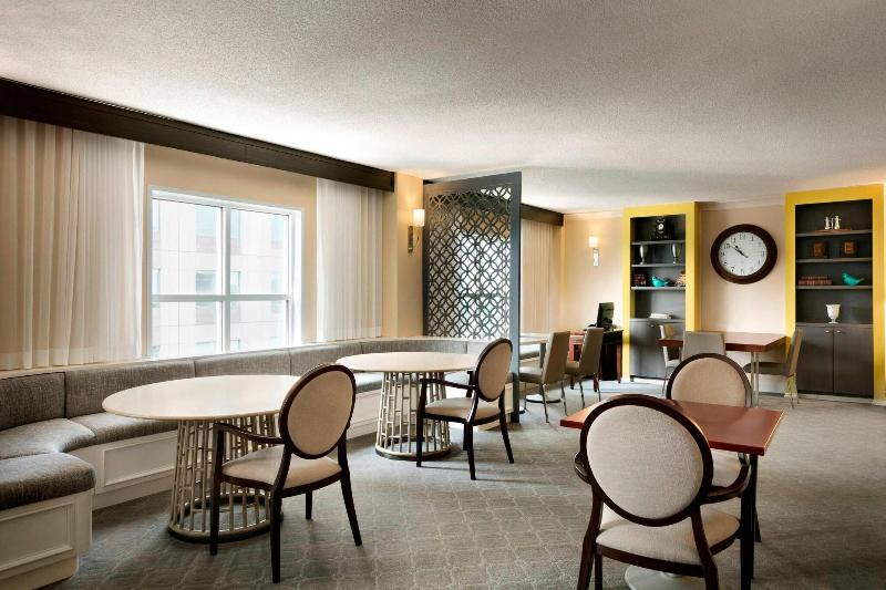 俱乐部房间, Sheraton Raleigh