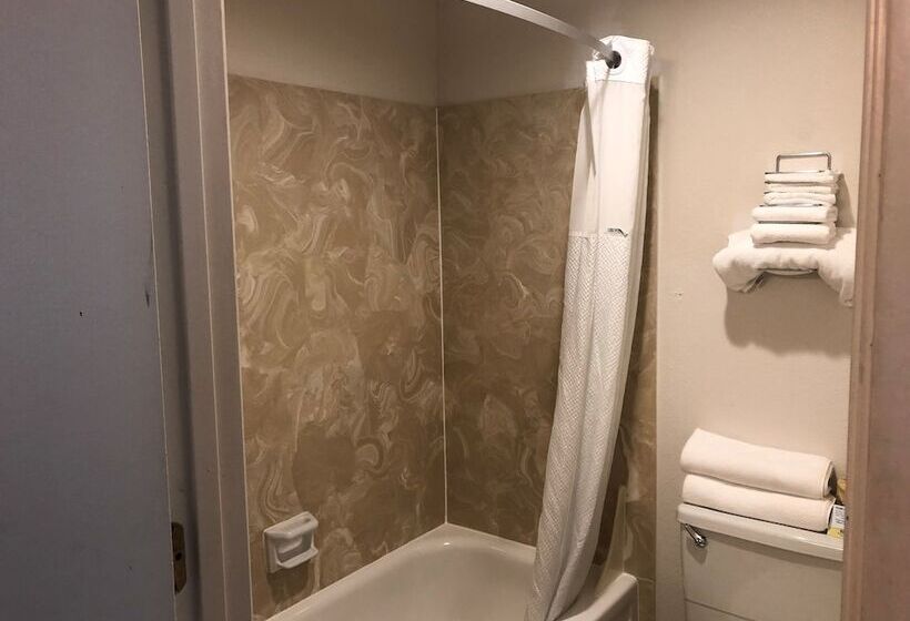 Люкс, Days Inn By Wyndham Corvallis