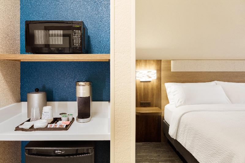 Люкс Адаптированный для Инвалидов, Holiday Inn Express Hotel & Suites Grove City, An Ihg
