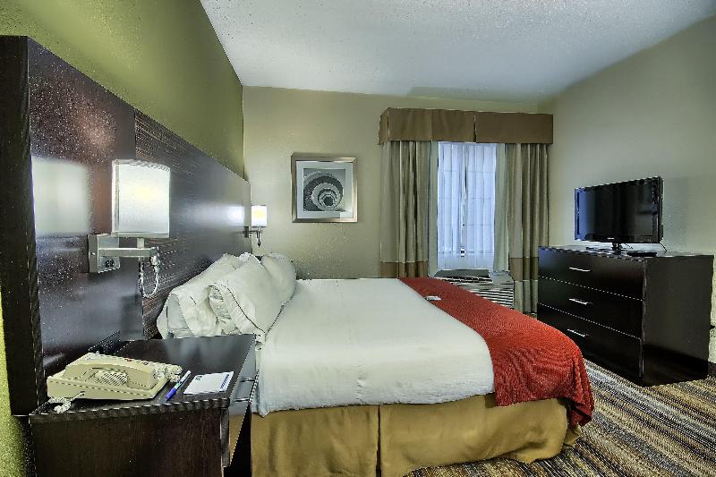 Номер Executive Кровать Кинг, Holiday Inn Express Hotel & Suites Grove City, An Ihg