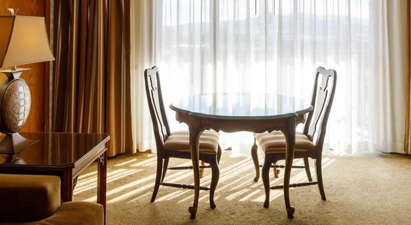سوییت, Maverick Hotel And Casino By Red Lion Hotels