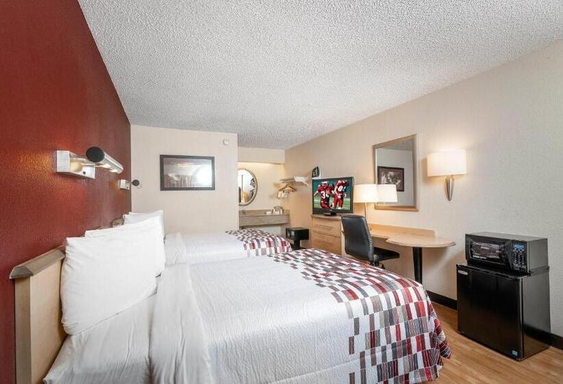 Номер Deluxe, Red Roof Inn Buffalo  Niagara Airport
