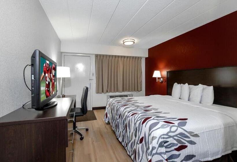キングサイズベッドのスタンダードルーム, Red Roof Inn Chicago Ohare Airport Arlington Hts