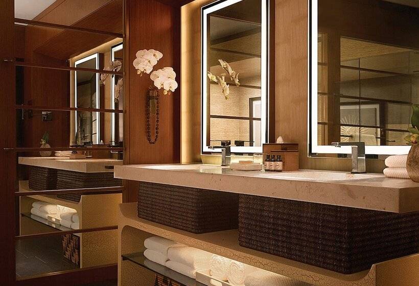 Номер Стандарт Адаптированный для Инвалидов, Four Seasons Resort Lana I