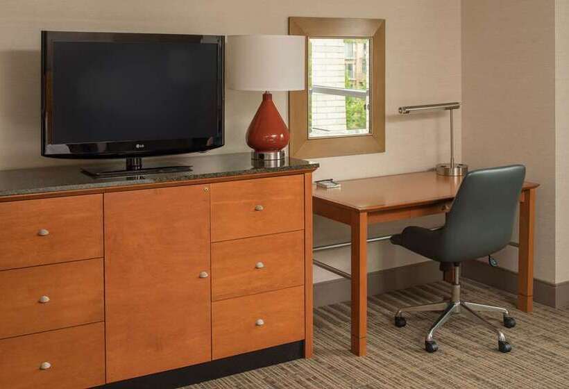 Номер Стандарт 2 Двуспальные Кровати, Killington Mountain Lodge, Tapestry Collection By Hilton
