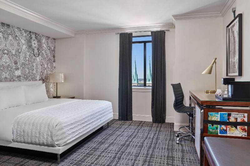 Habitació Deluxe Llit King, Le Méridien Indianapolis