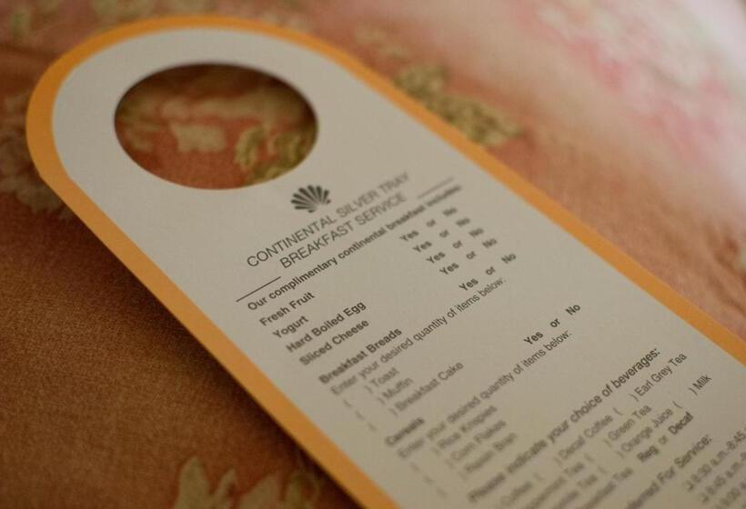 带大床的标准间, Spindrift Inn