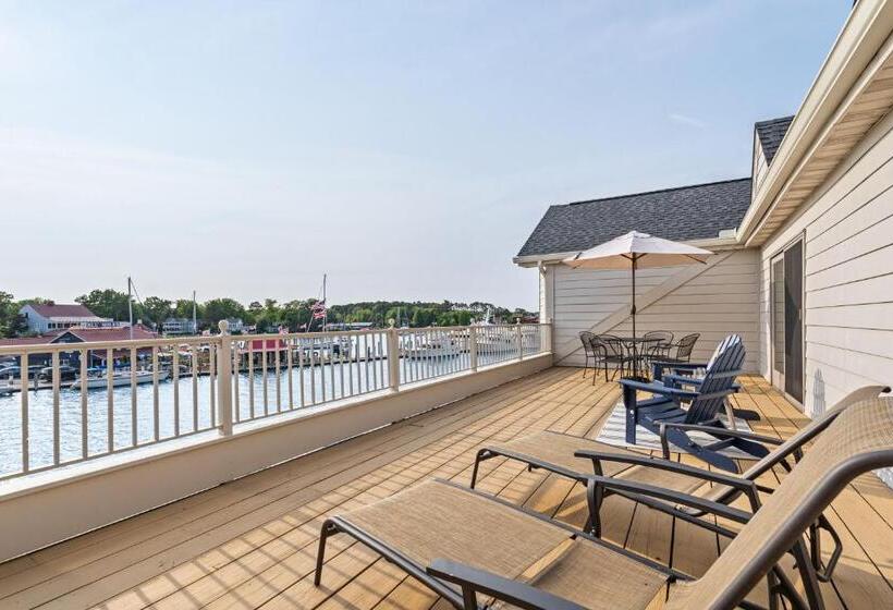 Люкс Кровать Кинг, St Michaels Harbour Inn, Marina And Spa