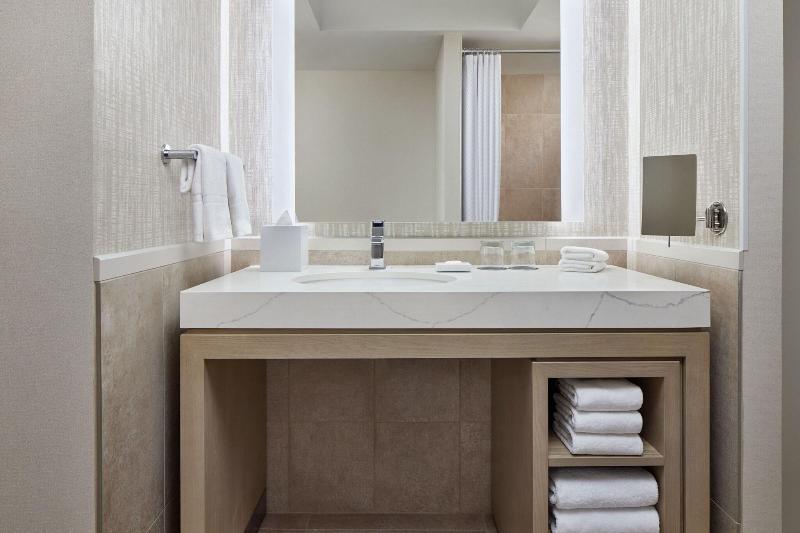 프리미엄 스튜디오, Westin Georgetown, Washington D.c