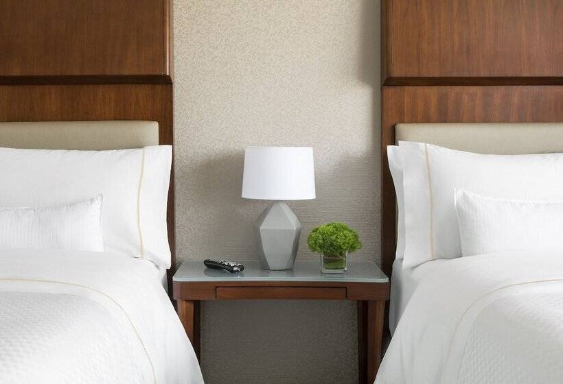Номер Стандарт 2 Двуспальные Кровати, The Westin Long Beach