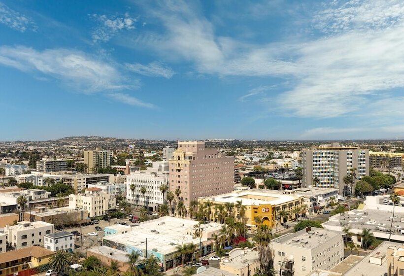 Номер Премиум, The Westin Long Beach