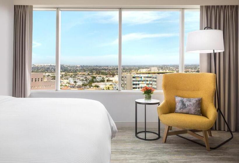 Стандартный Номер Кровать Кинг, The Westin Long Beach