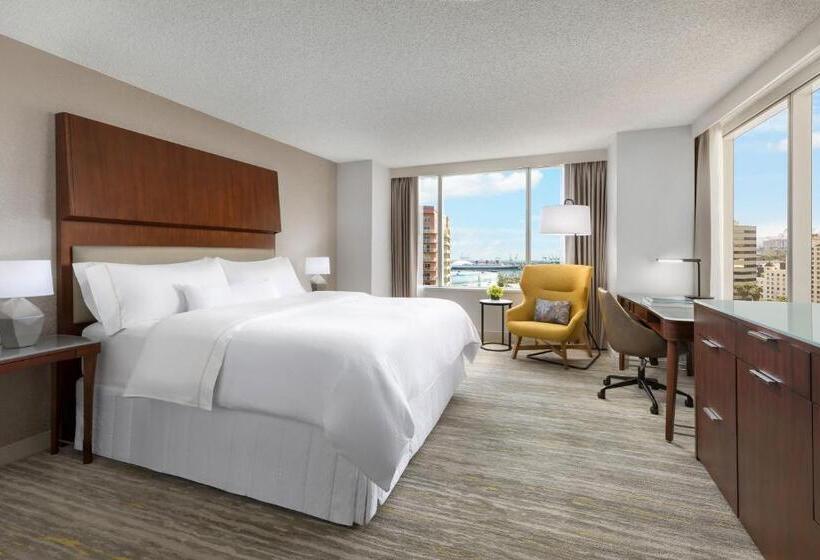 Стандартный Номер Кровать Кинг, The Westin Long Beach