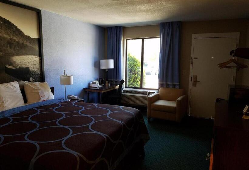 Студия Deluxe, Super 8 By Wyndham Bentonville