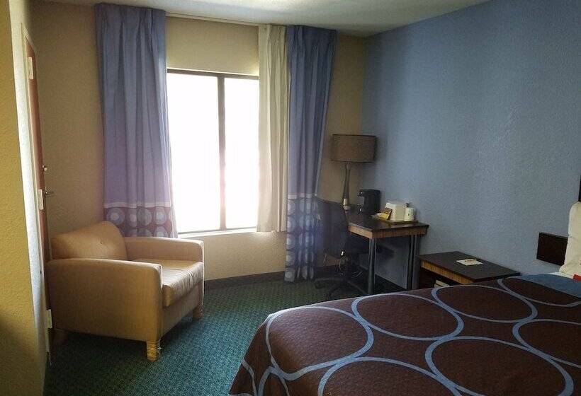 Студия Deluxe, Super 8 By Wyndham Bentonville