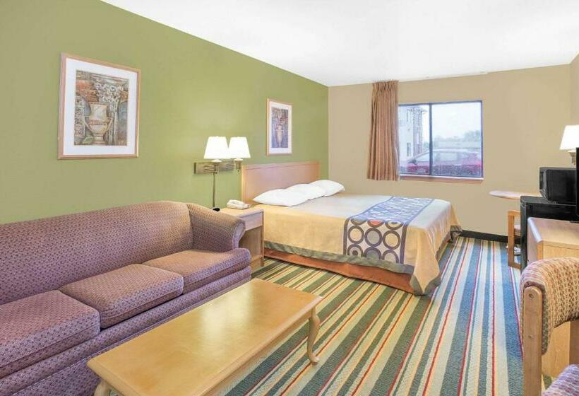 디럭스 스위트 킹 침대, Super 8 By Wyndham East Moline