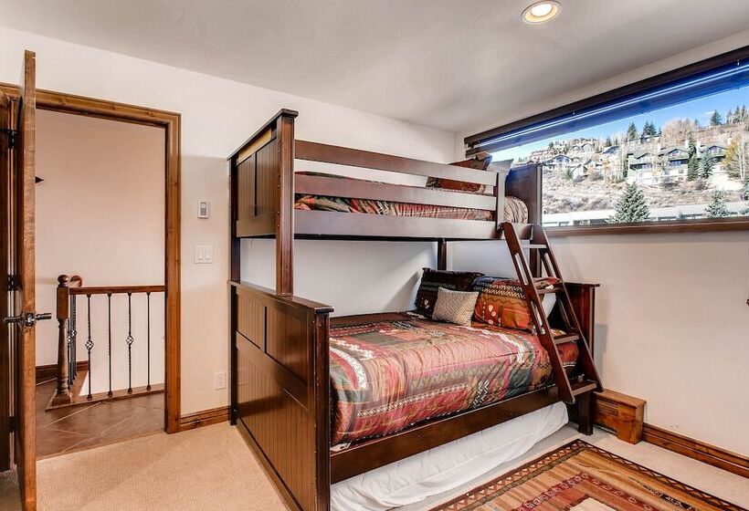 2침실 프리미엄 아파트, Simba Run Condos 2bed 2bath