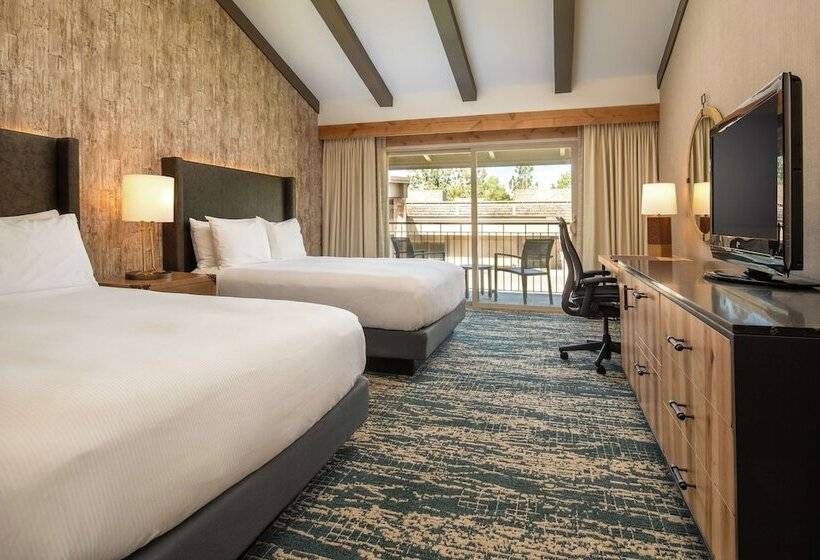 Номер Стандарт, Doubletree By Hilton Hotel Missoula   Edgewater