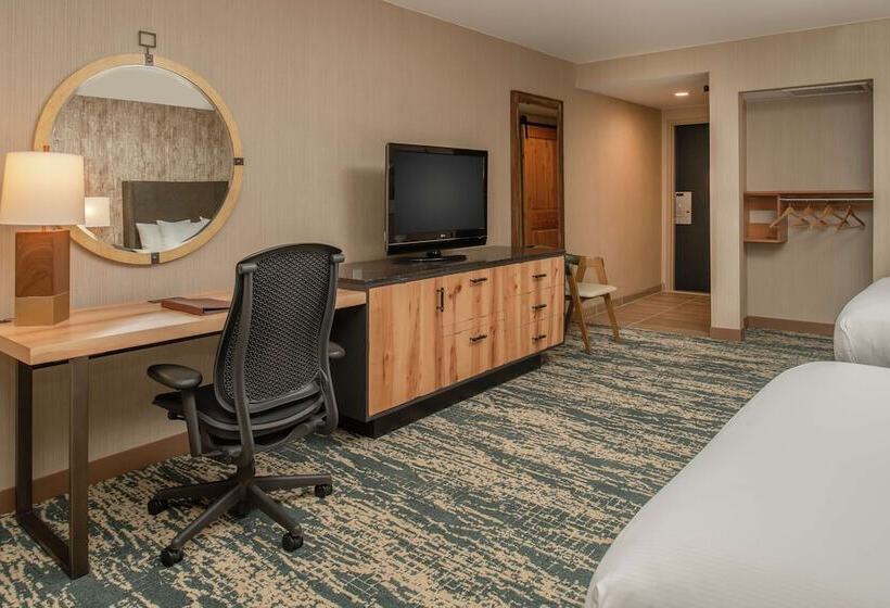 Номер Стандарт 2 Двуспальные Кровати, Doubletree By Hilton Hotel Missoula   Edgewater