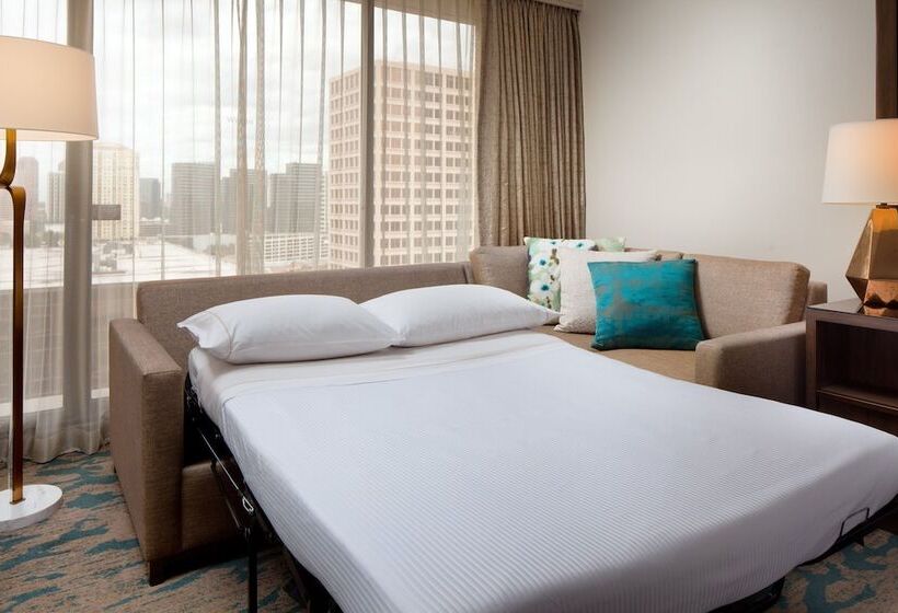 Номер Премиум, The Westin Galleria Houston