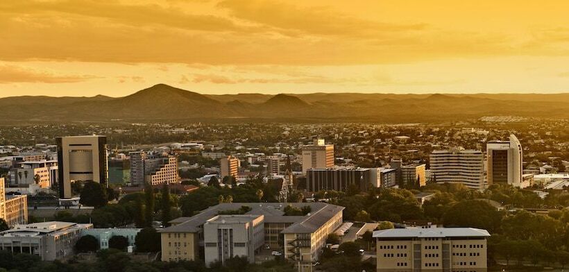 سوییت, Avani Windhoek Hotel & Casino