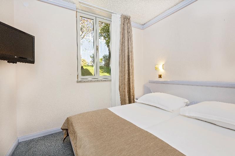 Номер Стандарт, Plavi Plava Laguna