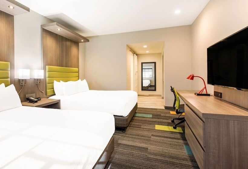 Номер Стандарт 2 Двуспальные Кровати, Rodeway Inn Near Melrose Ave
